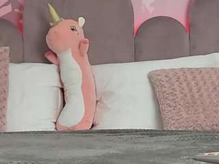 karlabart — Camsoda recorded stream image, 28.02.2025 05:30