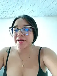 -VICKKY — Stripchat recorded stream screenshot (29 Dec 2025)