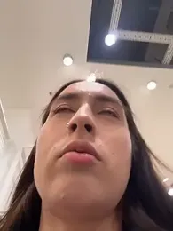Holly_Play — Stripchat recorded stream image, 29.12.2025 12:10