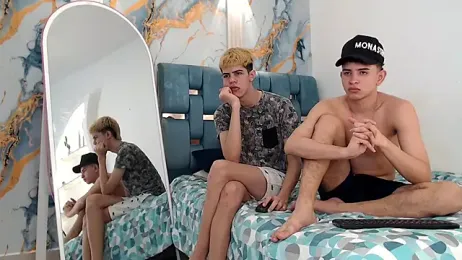TWINKS_FRIENDS — Stripchat recorded stream image, 29.12.2025 13:30