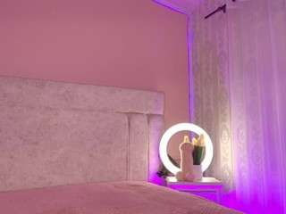 veronicamartin — Camsoda recorded stream image, 29.12.2025 16:30