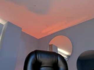 meganwest — Camsoda recorded stream image, 29.12.2025 20:00