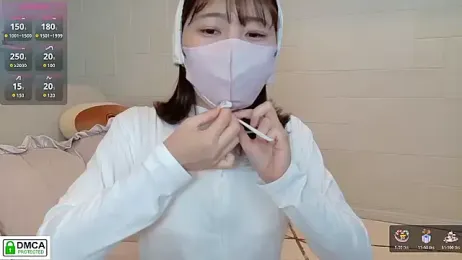 SUZU_ — Stripchat recorded stream screenshot (31 Dec 2025)