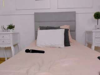 hannawilliams — Camsoda recorded stream image, 31.12.2025 15:50