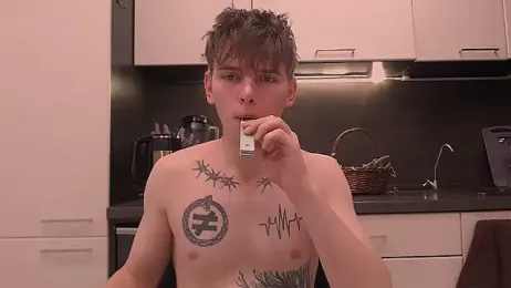 Fredd_Xanders — Stripchat recorded stream image, 01.01.2026 06:40