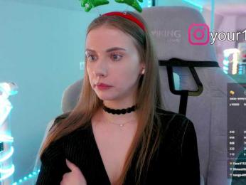 VikkiExtraCheese — Bongacams recorded stream image, 31.12.2025 21:00