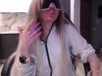 blondalina — Bongacams recorded stream image, 01.01.2026 13:00