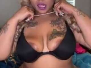 laylared — Camsoda recorded stream screenshot (01 Jan 2026)