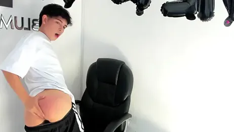 Blum_icee — Stripchat recorded stream screenshot (01 Jan 2026)