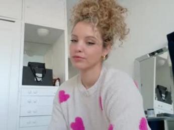 theislandgirl — Chaturbate recorded stream image, 01.01.2026 21:50