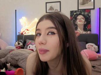 dolly-ll — Bongacams recorded stream image, 02.01.2026 13:20