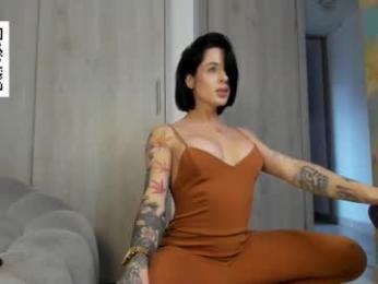 adelineefoxxx — Chaturbate recorded stream screenshot (03 Jan 2026)