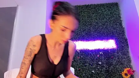 realhotfallingdevil — Stripchat recorded stream screenshot (04 Jan 2026)