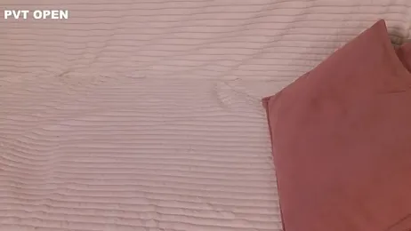 hlopushkahouse — Stripchat recorded stream screenshot (04 Jan 2026)