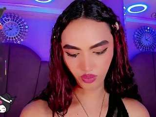 cute-enderlyn21 — Camsoda recorded stream image, 05.01.2026 00:00