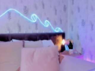emyliesander — Camsoda recorded stream image, 05.01.2026 19:00