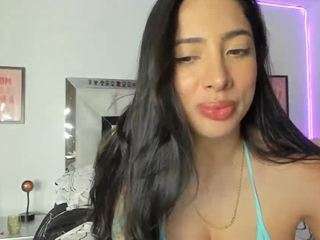 abrilmartinez — Camsoda recorded stream image, 06.01.2026 03:10
