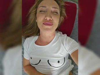 Miss_Stella — Bongacams recorded stream image, 06.01.2026 20:40