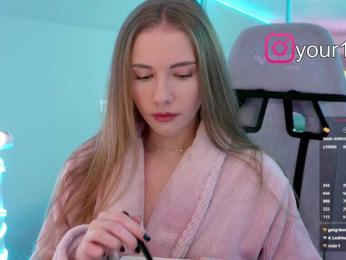 VikkiExtraCheese — Bongacams recorded stream image, 07.01.2026 20:50