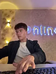 Logan_smith1 — Stripchat recorded stream image, 08.01.2026 06:00