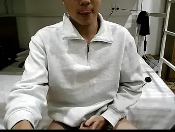 Gwencloudy — Stripchat recorded stream screenshot (08 Jan 2026)