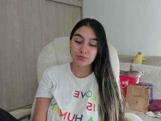 alexyferrer — Camsoda recorded stream image, 10.01.2026 16:00