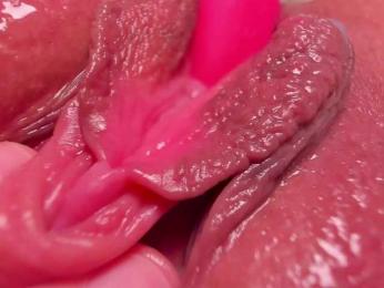 teeencute — Bongacams recorded stream screenshot (11 Jan 2026)