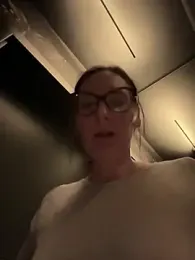 The_Snowwhitee — Stripchat recorded stream screenshot (11 Jan 2026)