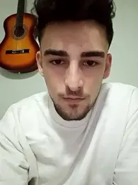 Yasinyasin7 — Stripchat recorded stream image, 12.01.2026 02:40