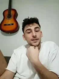 Yasinyasin7 — Stripchat recorded stream image, 12.01.2026 02:40