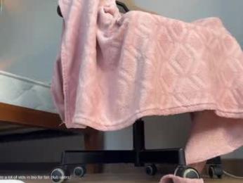 honey_sunshine — Chaturbate recorded stream screenshot (12 Jan 2026)