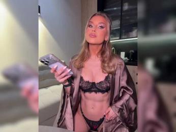 sweetpeach77 — Bongacams recorded stream image, 12.01.2026 18:30