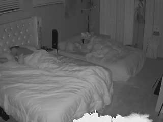 voyeurcam-house-charleys-room — Camsoda recorded stream image, 05.01.2026 11:50