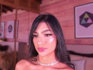 izzywild — Camsoda recorded stream image, 15.01.2026 10:40