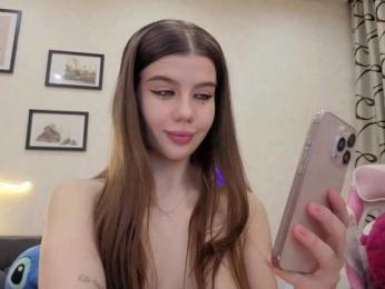 dolly-ll — Bongacams recorded stream image, 15.01.2026 13:20