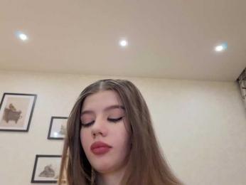dolly-ll — Bongacams recorded stream image, 15.01.2026 13:20
