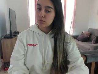 alexyferrer — Camsoda recorded stream image, 16.01.2026 20:50