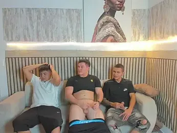 friendslikeplay — Stripchat recorded stream screenshot (16 Jan 2026)