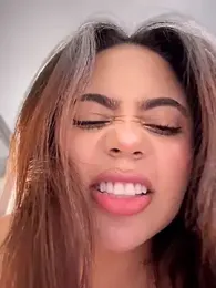 Aryrosee — Stripchat recorded stream image, 17.01.2026 02:10