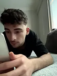 Yasinyasin7 — Stripchat recorded stream image, 19.01.2026 12:40