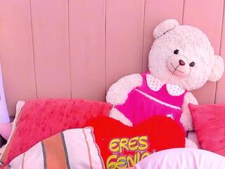 Bella Fontana — Flirt4free recorded stream screenshot (20 Jan 2026)