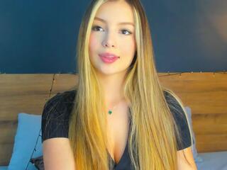 Zara Bliss — Flirt4free recorded stream screenshot (20 Jan 2026)