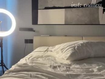 endlessmia — Chaturbate recorded stream image, 22.01.2026 00:30