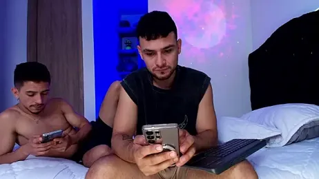 Two_sinzXX — Stripchat recorded stream image, 22.01.2026 19:30