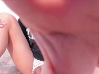 agathauwuart — Chaturbate recorded stream image, 22.01.2026 19:00