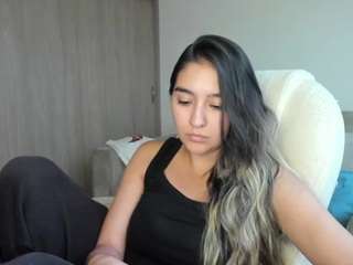 alexyferrer — Camsoda recorded stream image, 22.01.2026 21:10