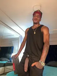 AaronCruz_ — Stripchat recorded stream image, 22.01.2026 23:20