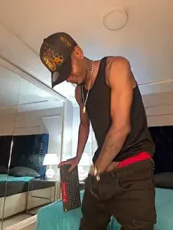 AaronCruz_ — Stripchat recorded stream image, 22.01.2026 23:20