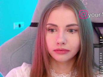 VikkiExtraCheese — Bongacams recorded stream image, 22.01.2026 21:10