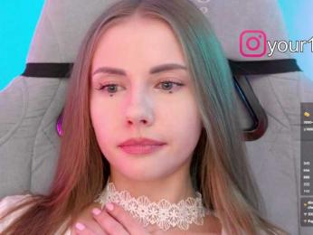 VikkiExtraCheese — Bongacams recorded stream image, 22.01.2026 21:10
